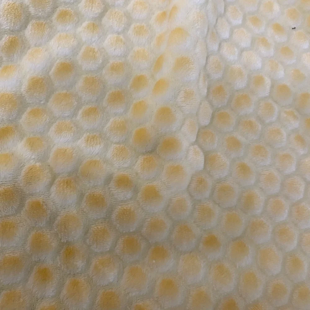 The world of baby mink blanket Soft Yellow dotted OSB